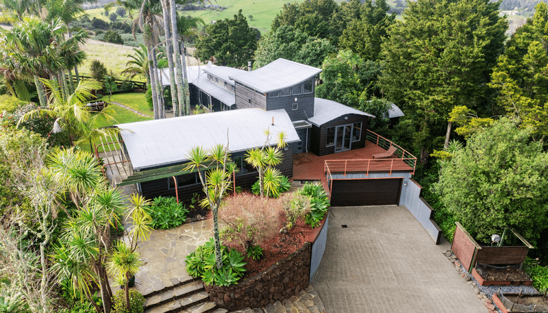 8 Sylvia Lane, Maunu