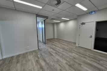Modern Office in the Heart of Northwest