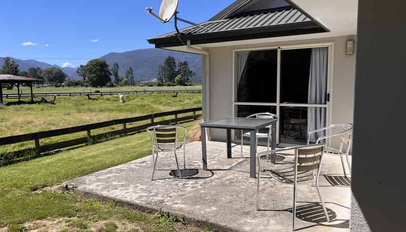 78 Bridge Street, Karamea