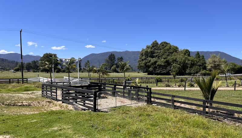 78 Bridge Street, Karamea