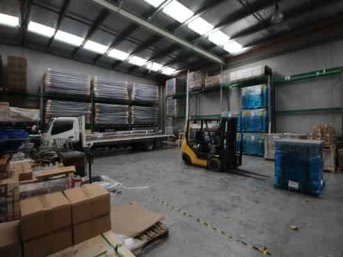 490sqm industrial - asking $103,000pa