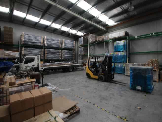 490sqm industrial - asking $103,000pa