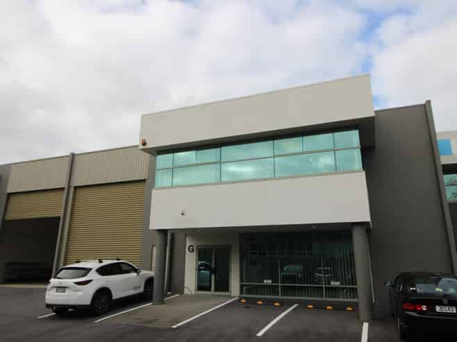490sqm industrial - asking $103,000pa