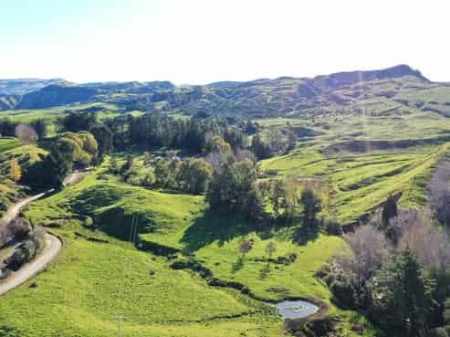 142 Pohokura Road (subdivision of), Tutira