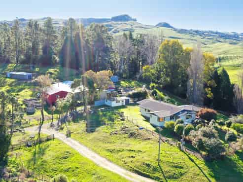 142 Pohokura Road (subdivision of), Tutira