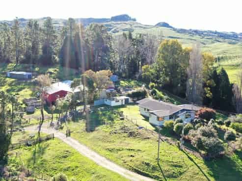 142 Pohokura Road (subdivision of), Tutira