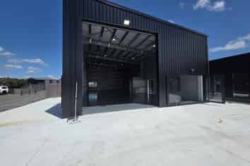 New build, flexible yard- For Lease