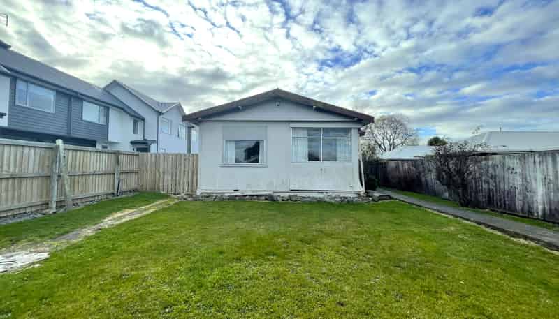 10 Peverel Street, Riccarton