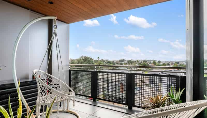 304/64 Victoria Street, Onehunga