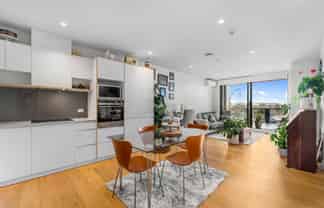 304/64 Victoria Street, Onehunga