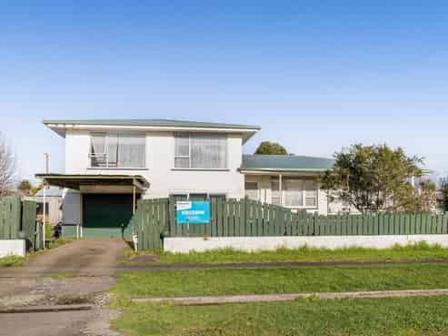 1 Galt Street, Hawera