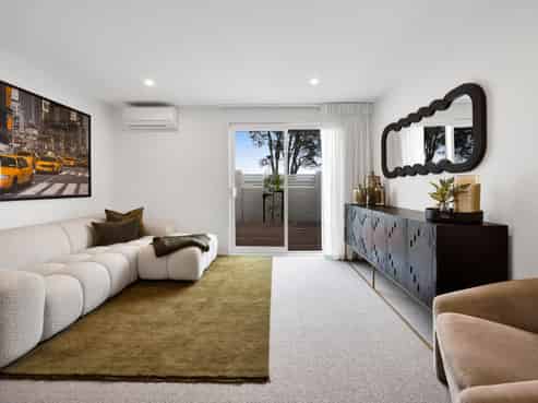 2 and 4 Cracroft Street, Welbourn