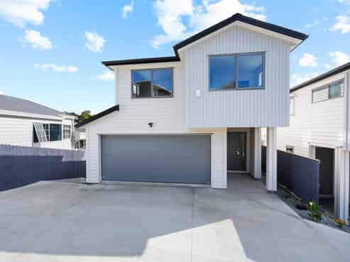 144A Oaktree Avenue, Browns Bay