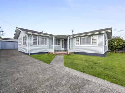 10 Argyle Street, Hawera