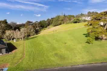 18 Mangakino Lane, Kauri