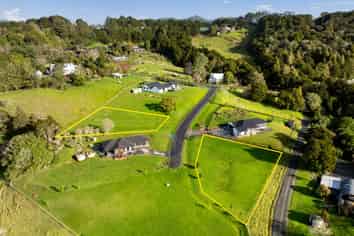 18 Mangakino Lane, Kauri