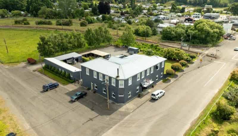22-24 High Street, Hunterville