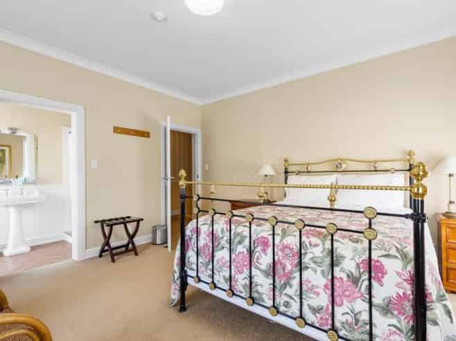 Boutique accommodation and business