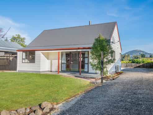 2 Lambert Street, Abbotsford