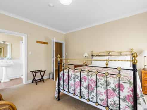 Boutique accommodation and business