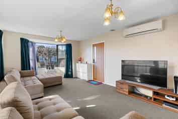 2/136 Middlepark Road, Upper Riccarton