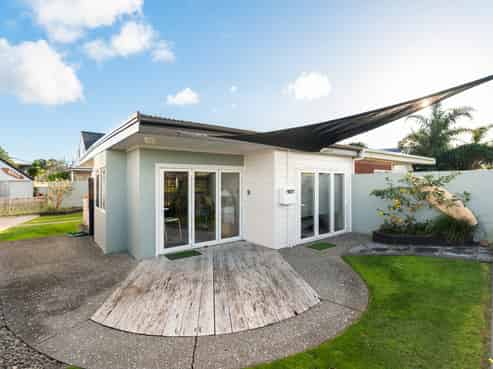511C Ocean Road, Whangamata