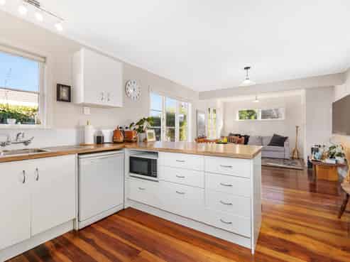 24 Queen Street, Feilding