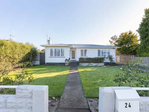 24 Queen Street, Feilding
