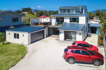 5 Marine Parade, Carters Beach