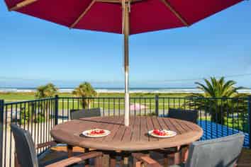 5 Marine Parade, Carters Beach