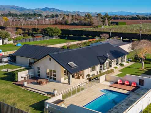 183 Battys Road, Burleigh