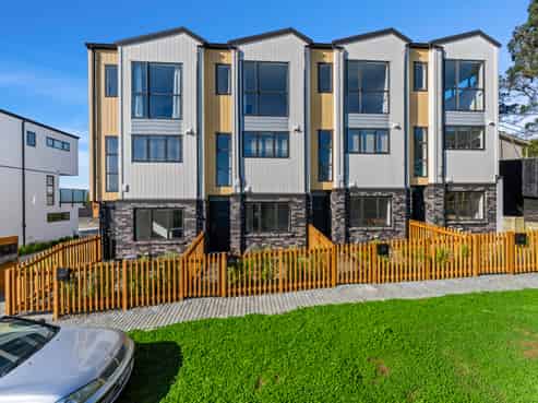 451B,C&D Don Buck Road, Massey