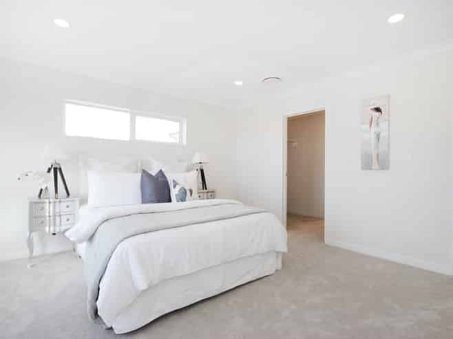 16 Skulander Crescent, Orewa