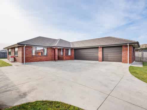 5 Cyprus Place, Fitzherbert