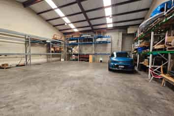 Marua Rd Industrial – Next to Mitre10