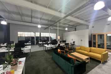 Funky & Fitted - Kingsland Office