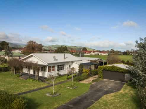 12 Riverbank Road, Paeroa