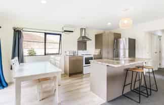 21A Mahi Road, TE KAUWHATA