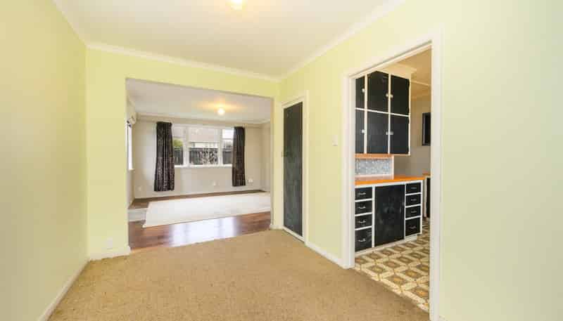  32 Follett Street, Marton