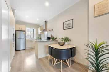 27 Kerewhenua Crescent, Hobsonville