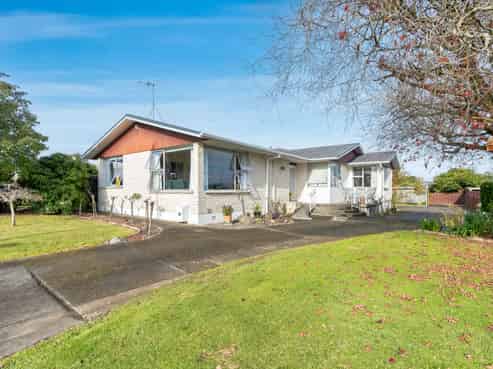 4 Burn Street, Levin