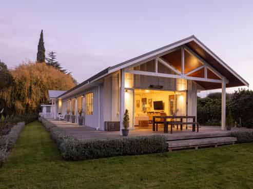 32 Te Aute Road, Havelock North