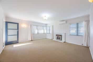 11 Fleming Crescent, Maraenui