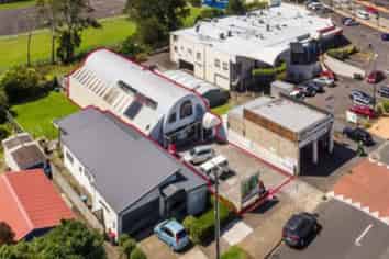 Avondale standalone building in mixed used zone