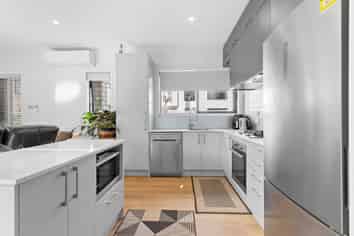 12 Hava Place, Green Bay
