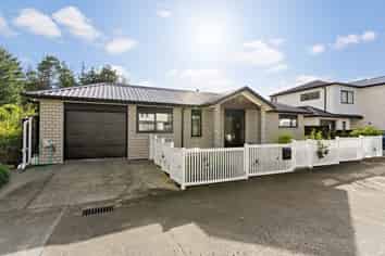 12 Hava Place, Green Bay