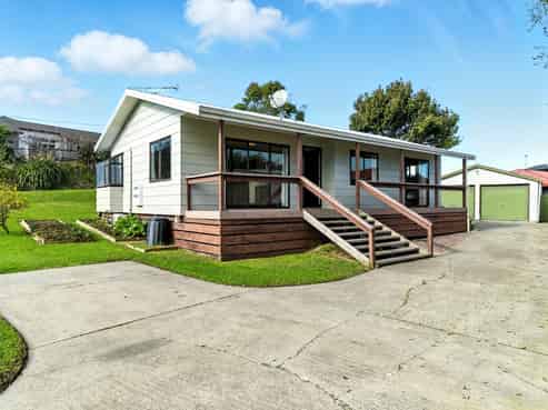 1 Hulme Place, Leamington