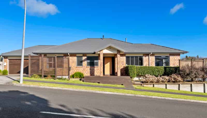 195 Heta Road, Highlands Park