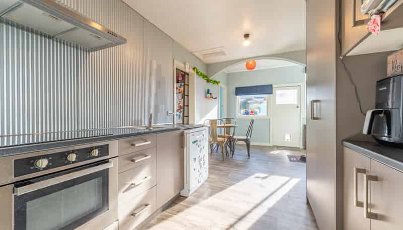 14 Cambridge Street, Kensington