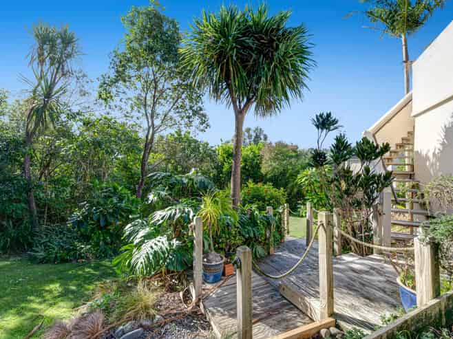 26 Commodore Court, Gulf Harbour